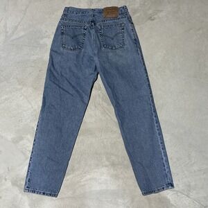 Vintage Levi's 550 7 Jr S Relaxed Fit Tapered Leg 26x30 Denim Y2K 90s Light Wash